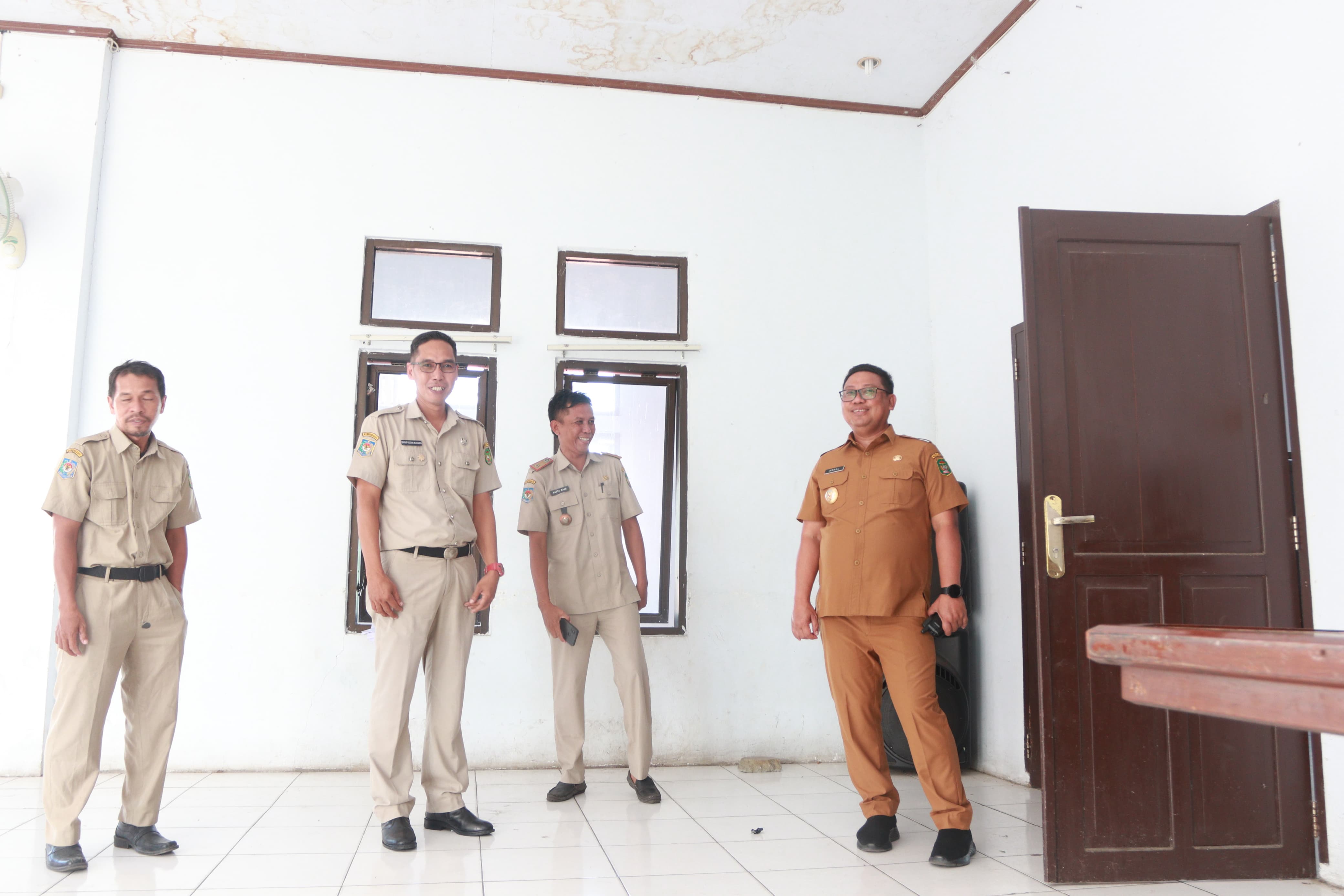 Pj Wali Kota Palopo Sidak Logistik di Dua Kecamatan, Pastikan Aman