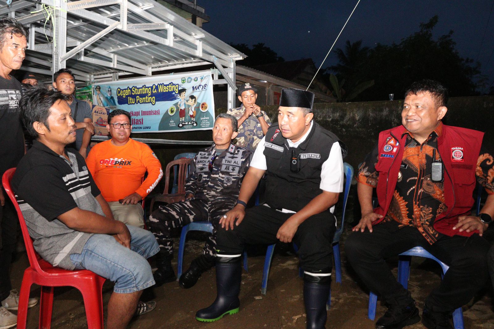 Pj Gubernur Sulsel Salurkan Santunan Untuk Ahli Waris Korban Banjir Luwu