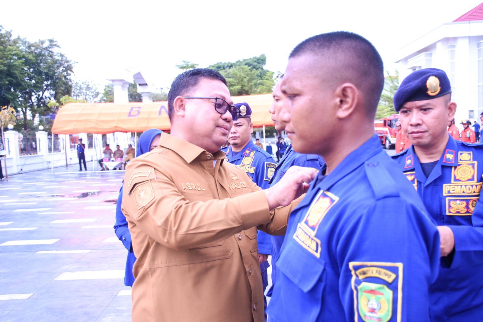 Pembaretan, 11 Personil Damkar Palopo Dikukuhkan