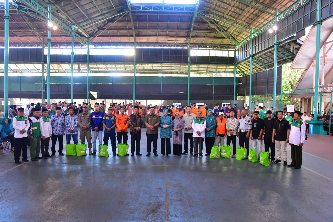 Pemkot Palopo Dan Baznas Salurkan 1.192 Paket Berbagi Bahagia