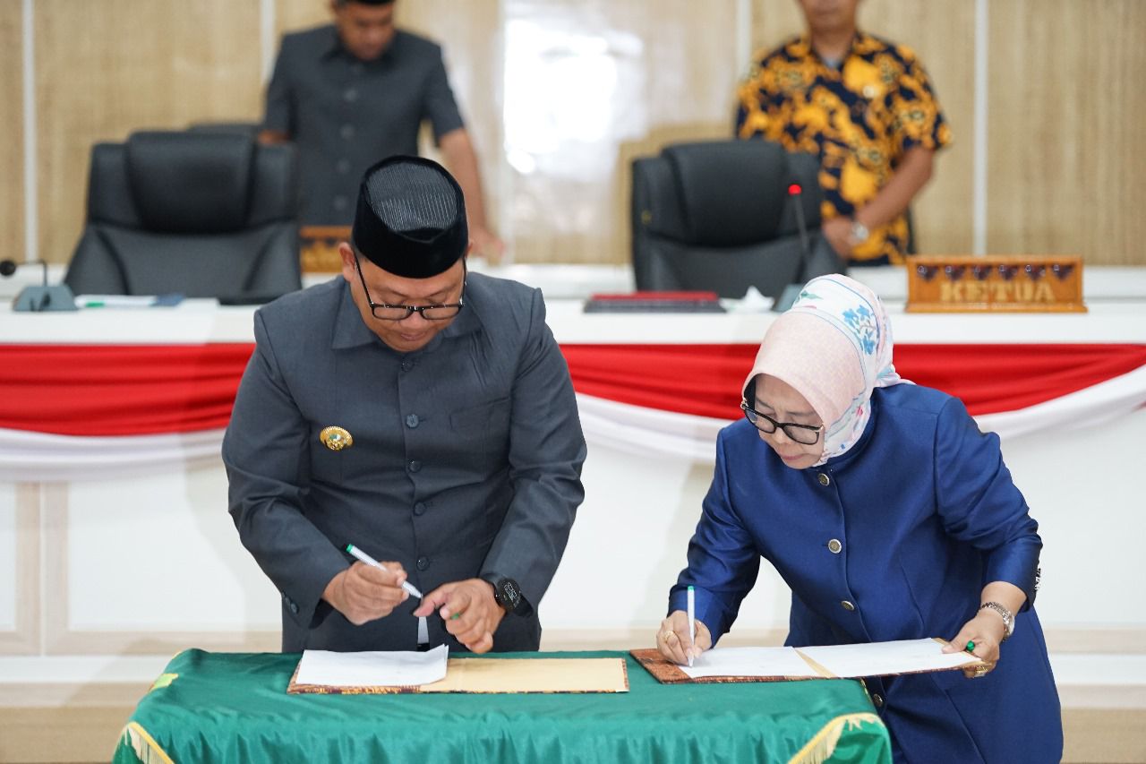 Rapat Paripurna, Tarik Pembahasan Raperda Pengakuan dan Perlindungan Hak-Hak Masyarakat Hukum Adat