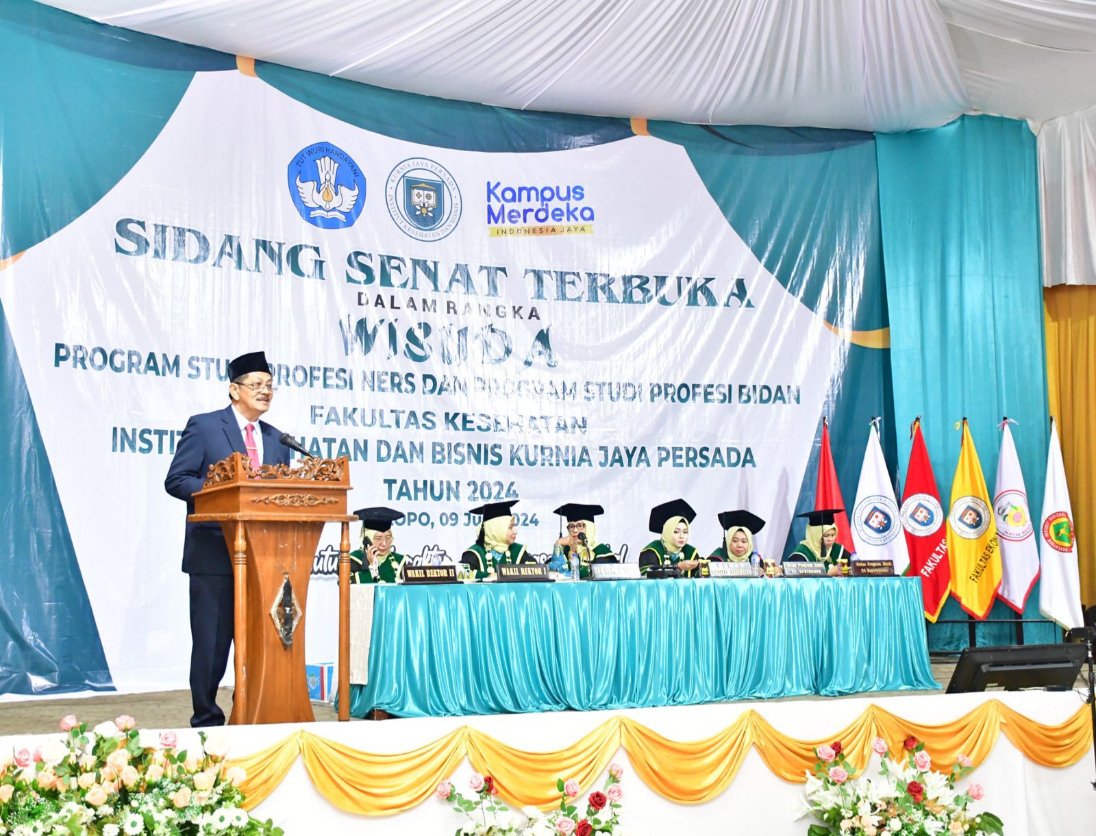 Wisuda IKB KJP Palopo, Kukuhkan 154 Ners dan Bidan