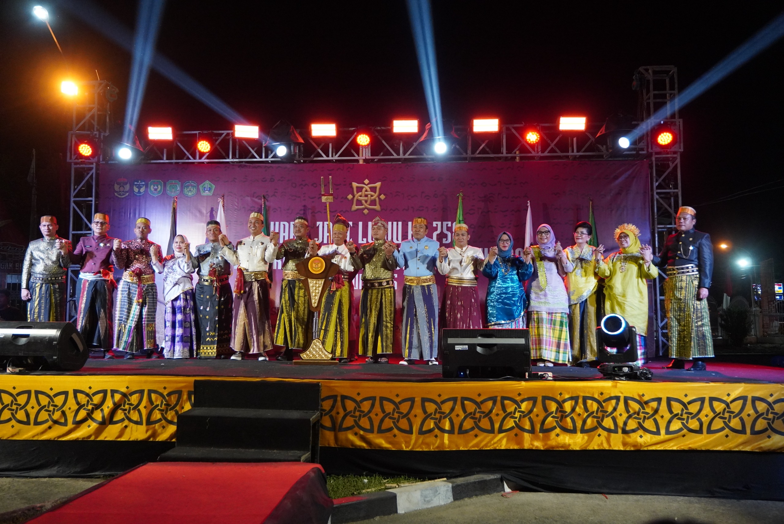 Malam Puncak Peringatan HJL & HPRL, Deklarasi Pembentukan Prov. Luwu Raya