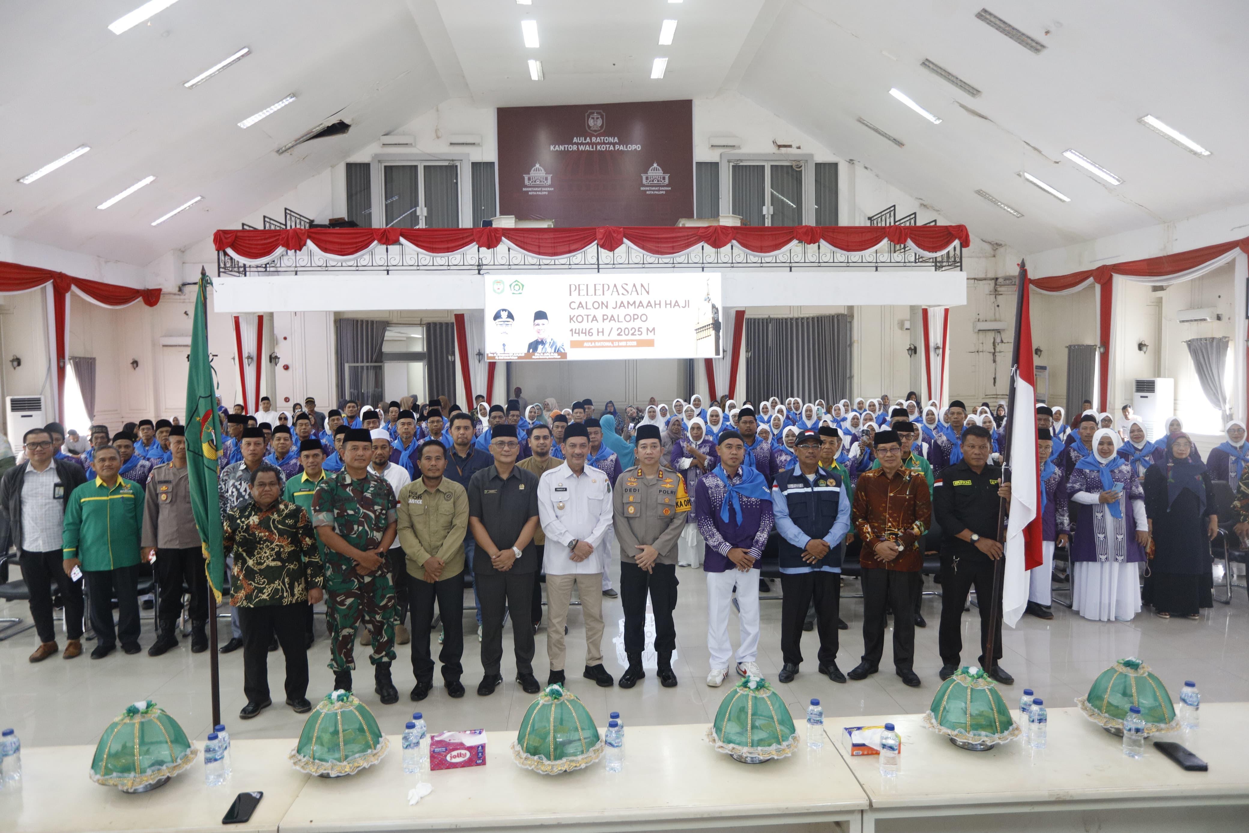 Pj Wali Kota Lepas 105 Calon Jamaah Haji Palopo Menuju Tanah Suci
