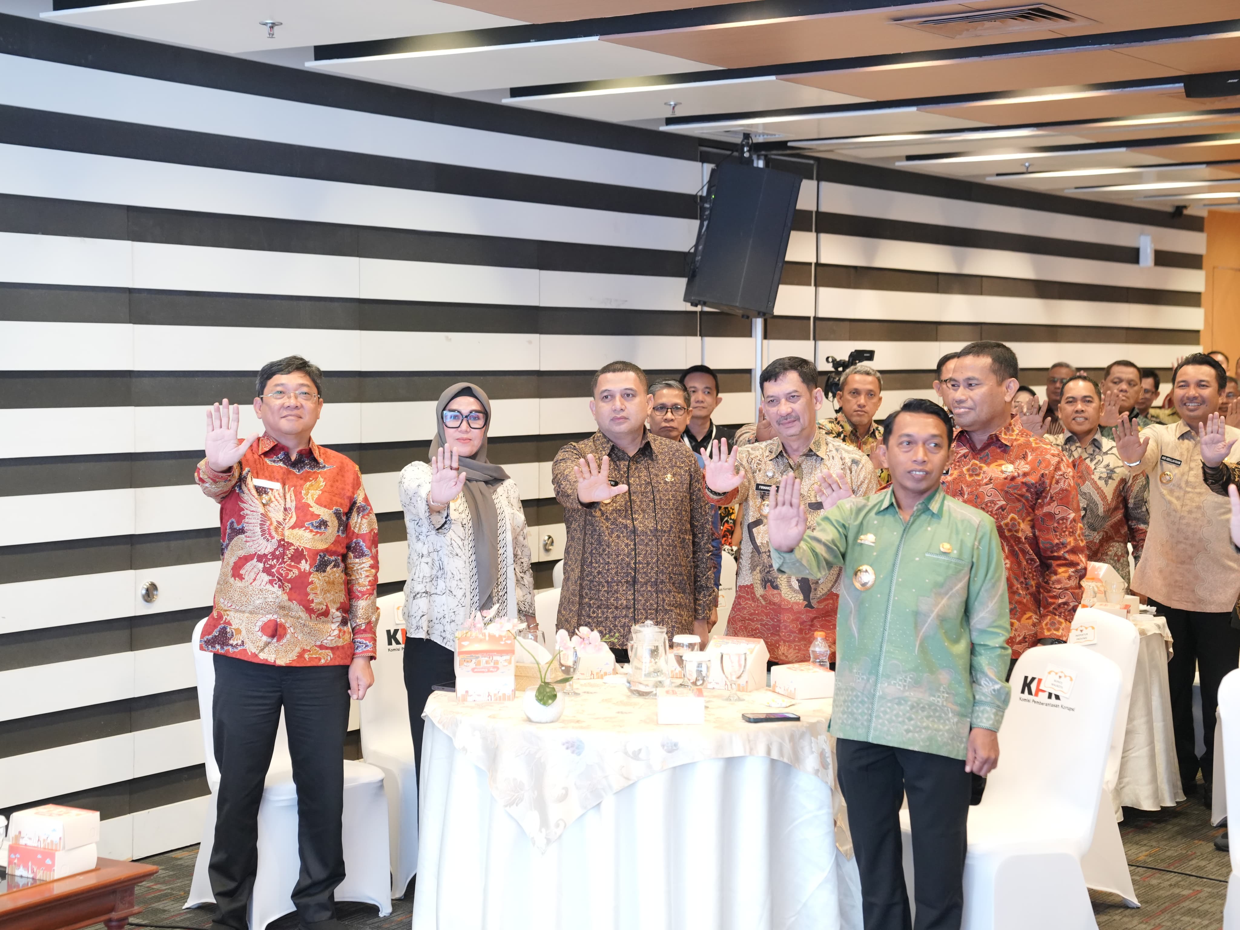 Pj Wali Kota Palopo Hadiri Rakor Penguatan Sinergi Pemberantasan Korupsi di KPK RI