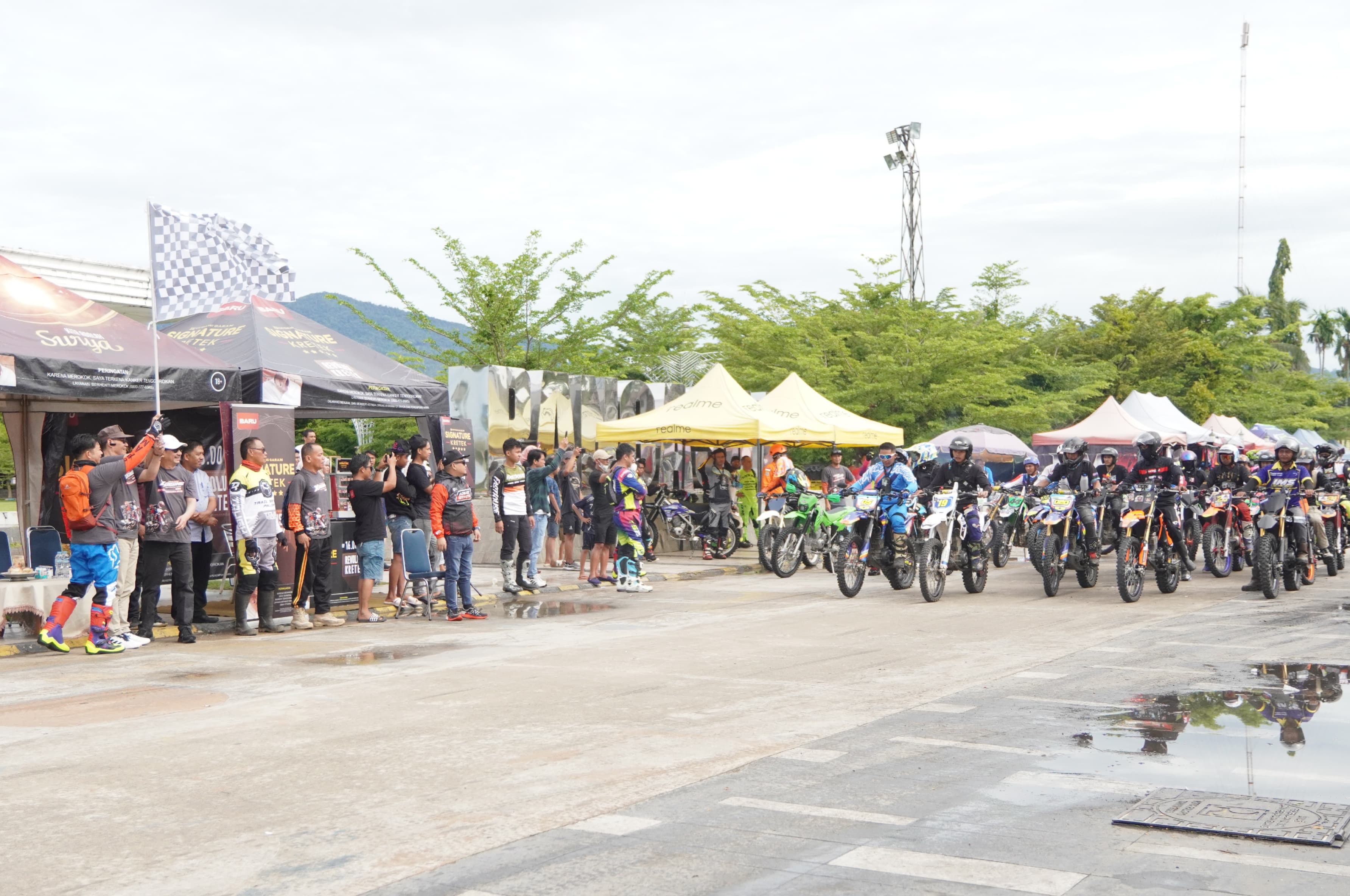 Pj Wali Kota Lepas Rider Event Latber Bonafide Otomotif X Bising HUT Bhayangkara 79