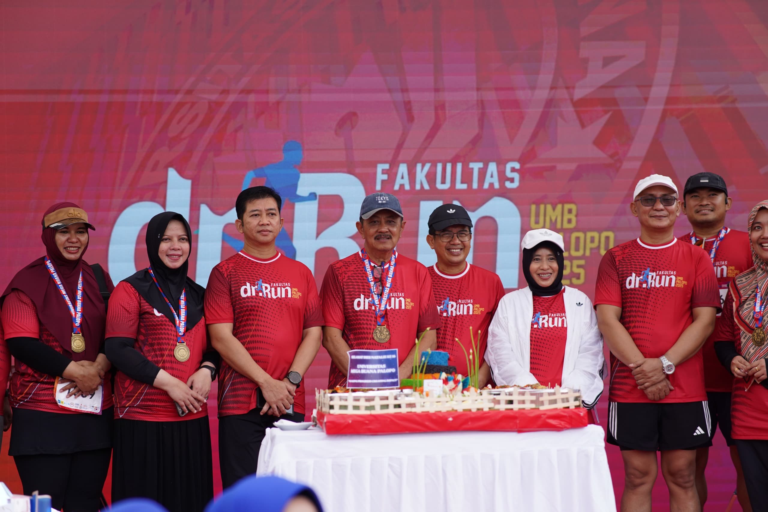 Event Run UMB Palopo, Pj Sekda Ucapkan Selamat Dies Natalis Ke-16