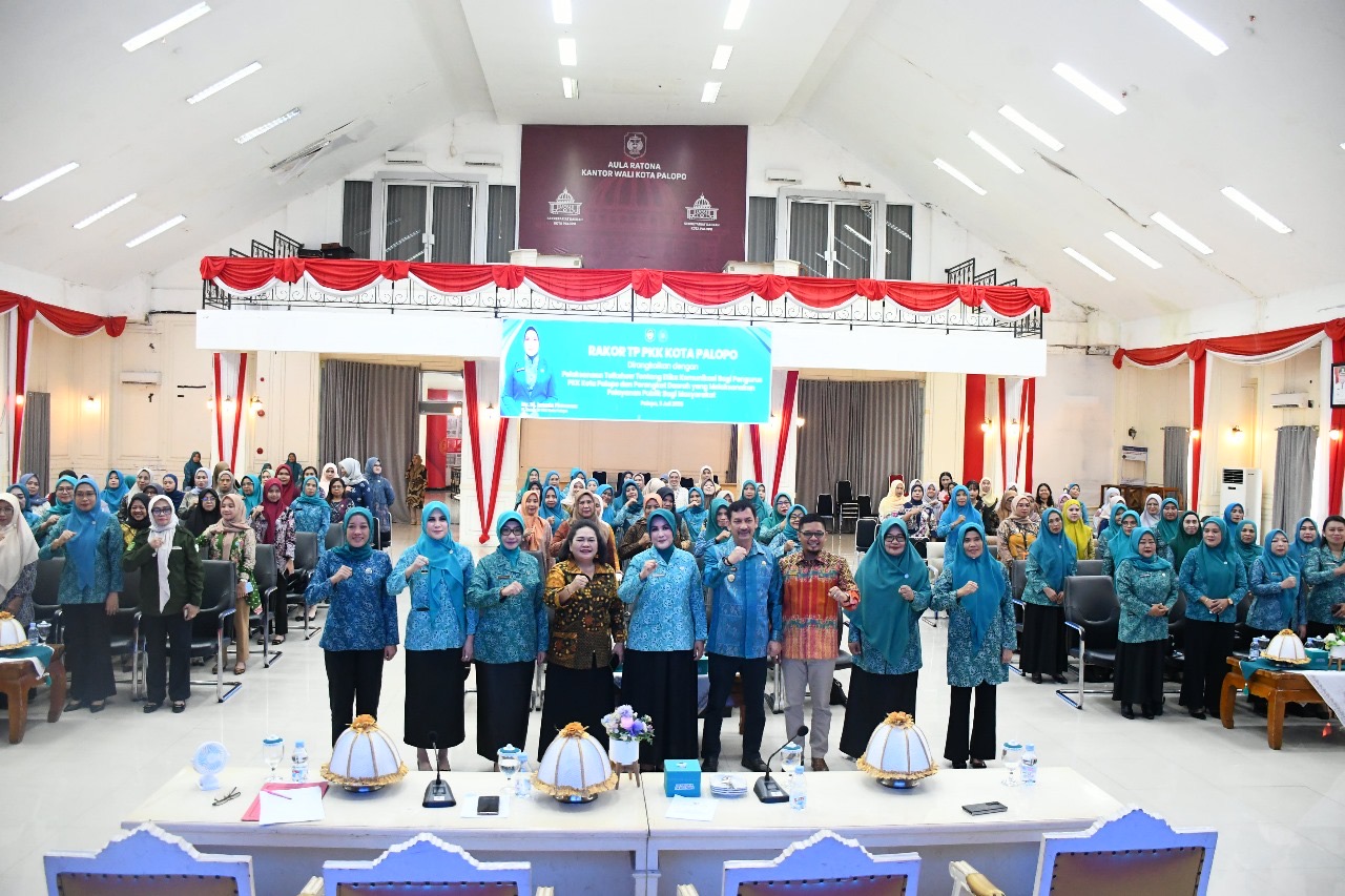 Kader PKK Palopo Belajar Etika Komunikasi Publik Melalui Talkshow