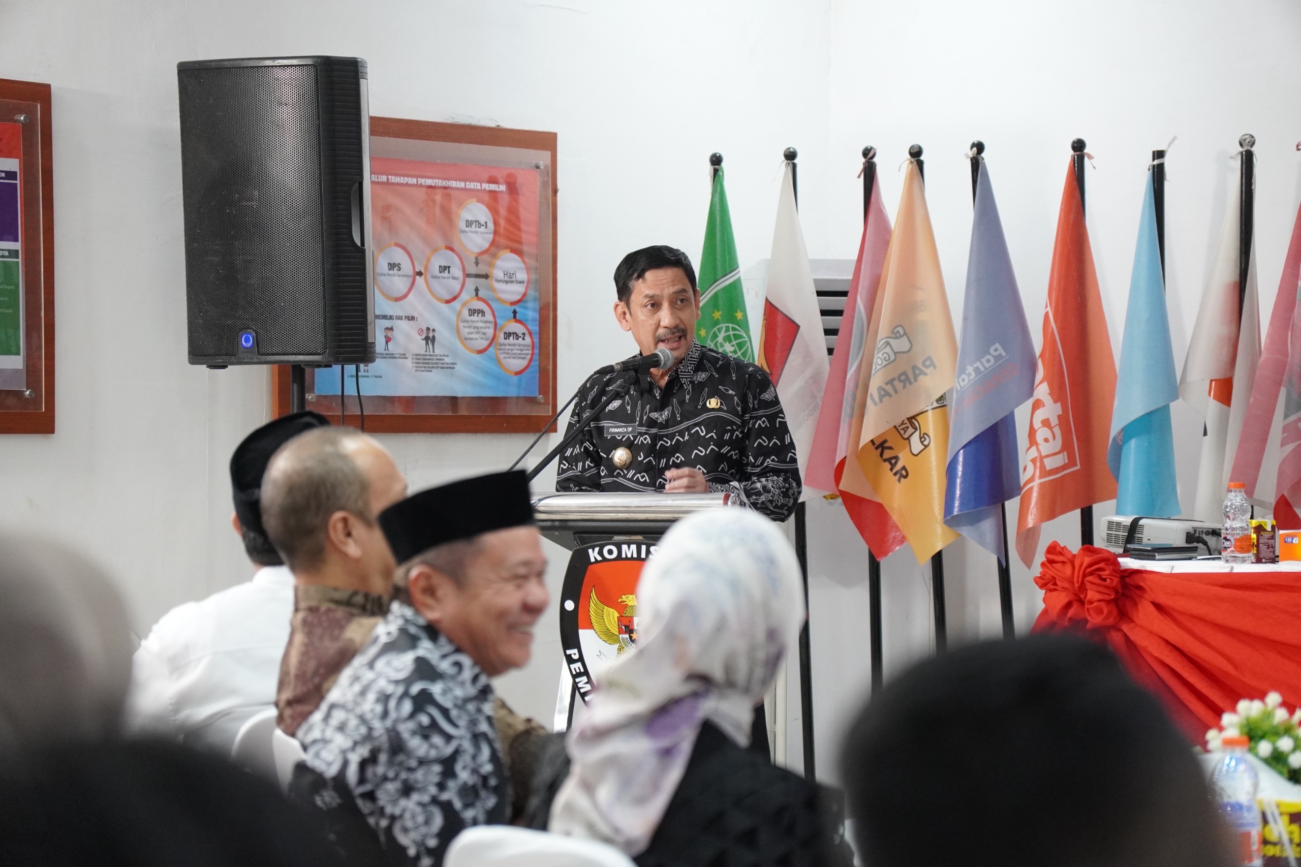 Pj Wali Kota Ikuti Pleno Penetapan Paslon Wali Kota dan Wakil Wali Kota Palopo