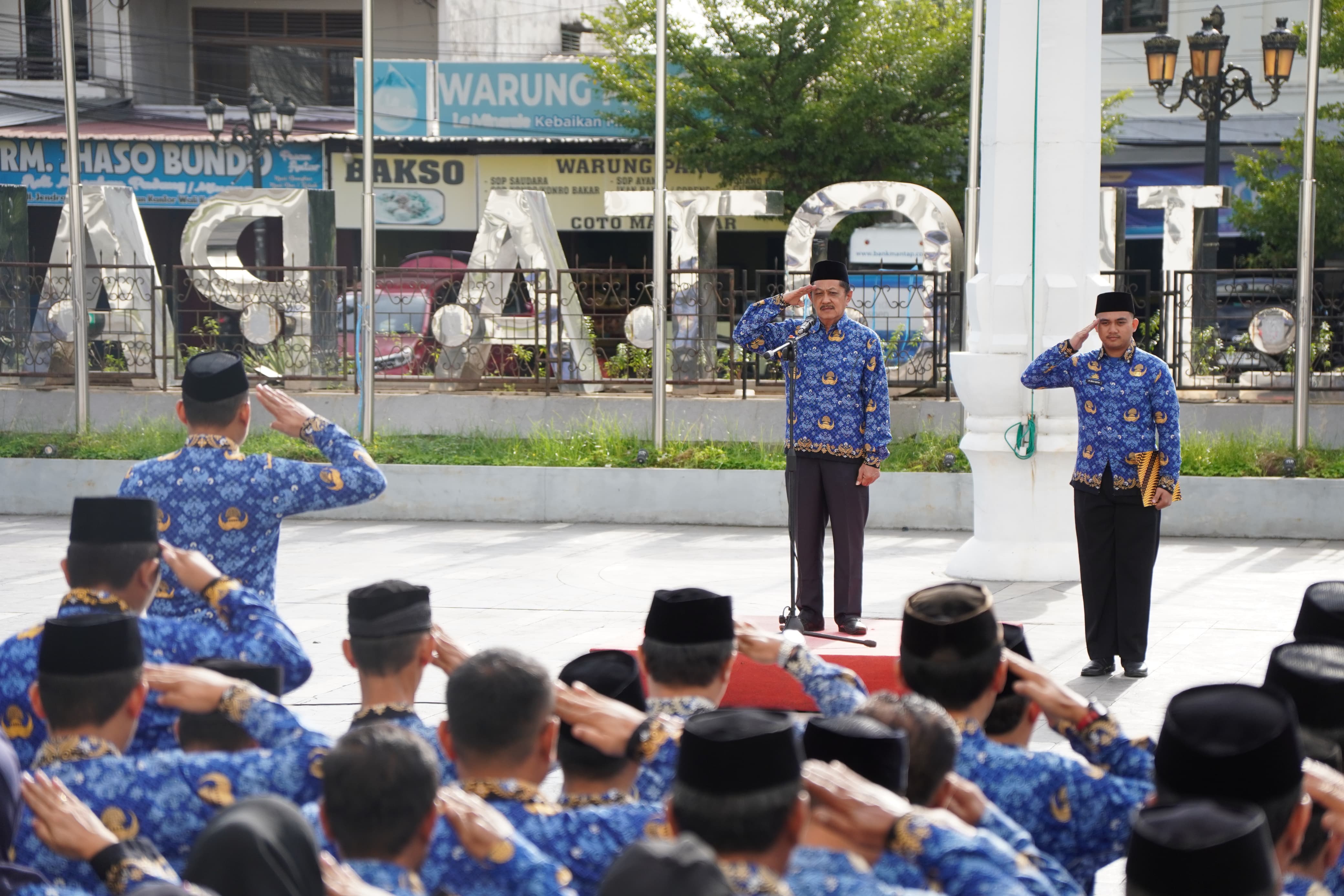 Pj Sekda Kota Palopo Pimpin Upacara HKN dan Serahkan Santunan JKM Kepada Ahli Waris Musliady