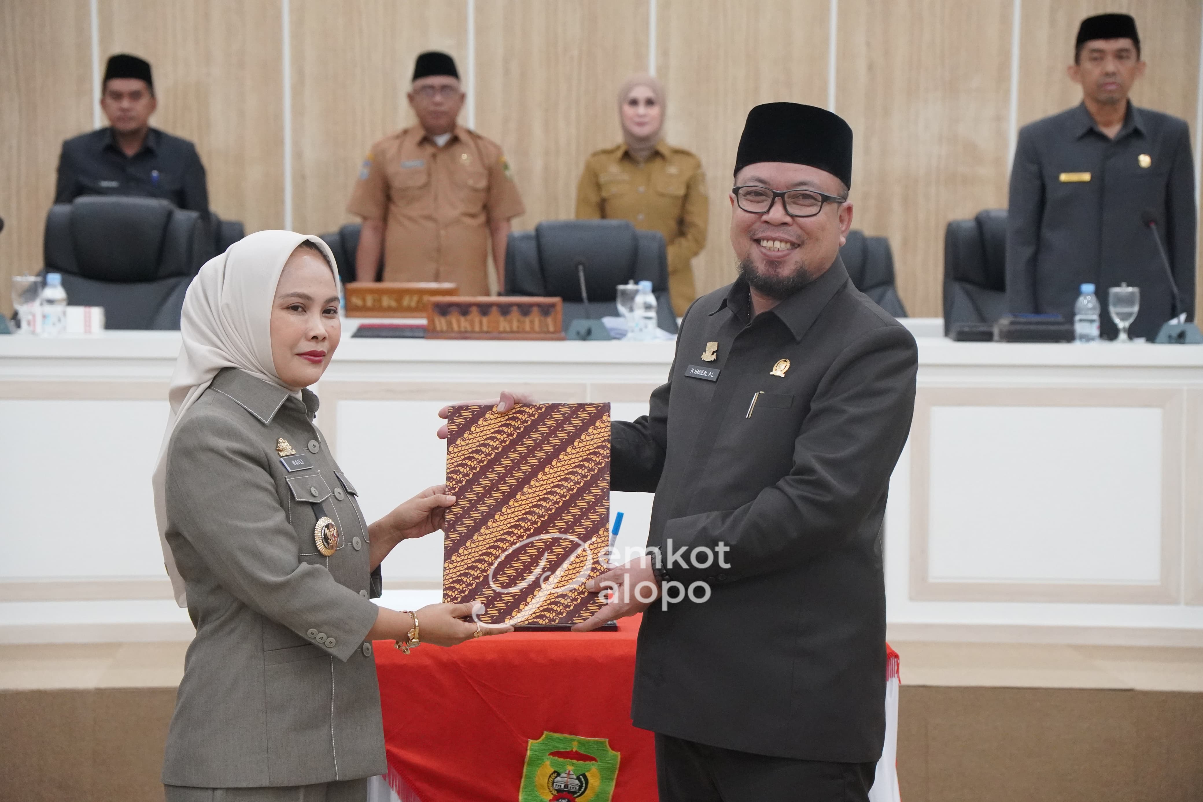 DPRD Kota Palopo Sahkan APBD Perubahan Palopo 2025