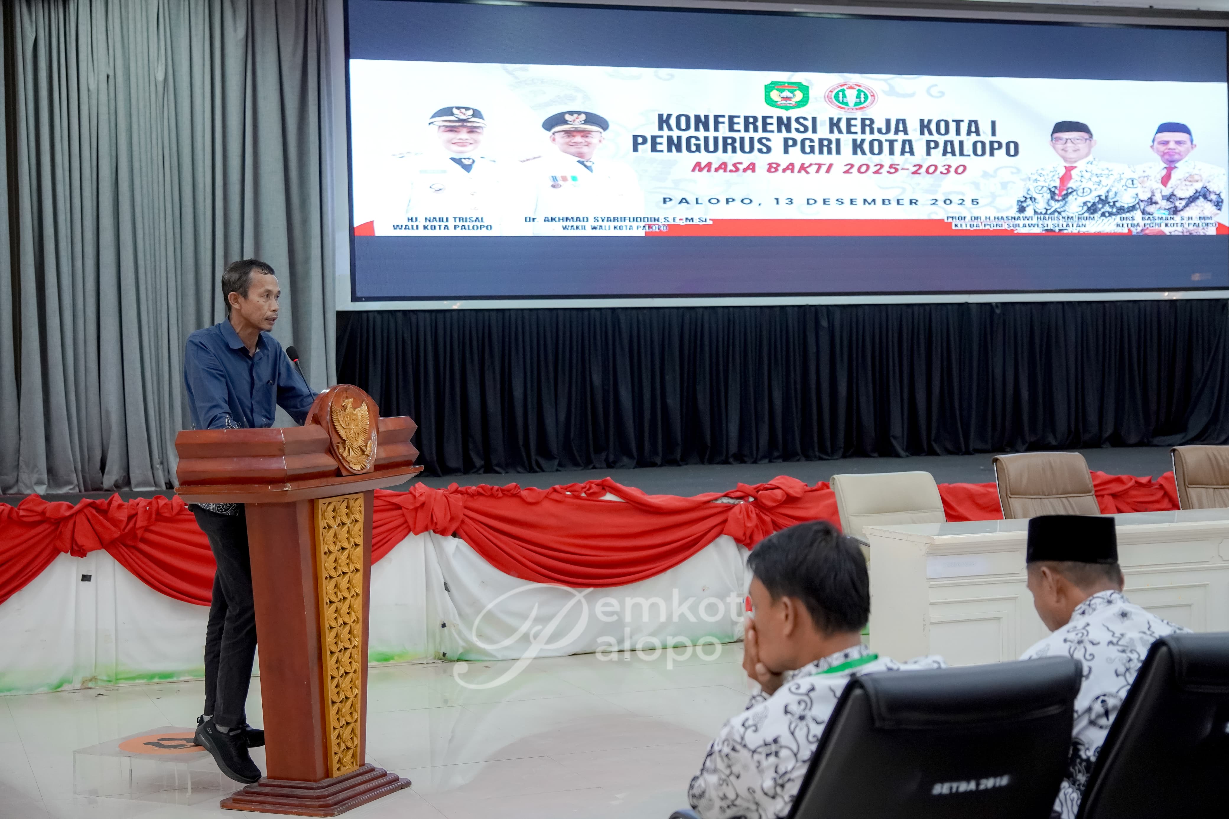 Staf Ahli Perekonomian menghadiri Konferensi Kerja Pengurus PGRI Palopo