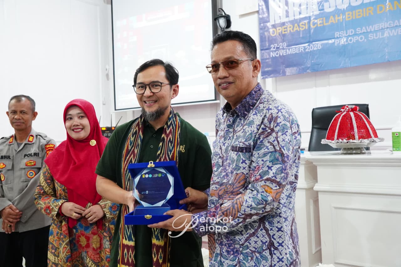 Asisten Pemerintahan dan Kesra membuka secara resmi Kerja Sosial Operasi Celah Bibir dan Lelangit