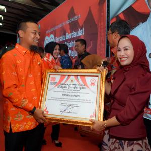 hari-kemerdekaan-pemkot-palopo-terima-penghargaan-dari-pemprov-sulsel