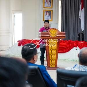 staf-ahli-kesra-membuka-secara-resmi-forum-konsultasi-publik-rpjmd-kota-palopo-tahun-2025-2029
