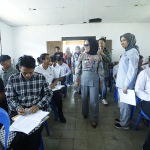 Ribuan Peserta Ikuti Seleksi, Wali Kota Palopo Pantau Rekrutmen Karyawan PT WINS
