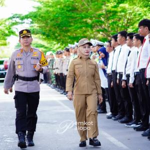 wali-kota-palopo-memimpin-apel-gelar-pasukan-operasi-lilin-2025-dalam-rangka-menyambut-nataru