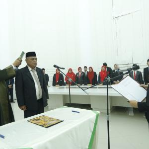 Wali Kota Palopo melantik Ibnu Hasyim mengisi Jabatan Kepala Dinas Perindustrian