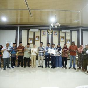 wali-kota-palopo-apresiasi-baznas-atas-penyaluran-bantuan-untuk-warga-dan-pelajar