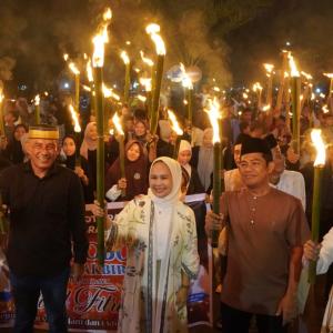 Wali Kota Palopo melepas Pawai Obor menyambut Idul Fitri