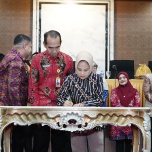 wali-kota-palopo-hadiri-rakor-pencegahan-korupsi-pelayanan-publik-bidang-pertanahan