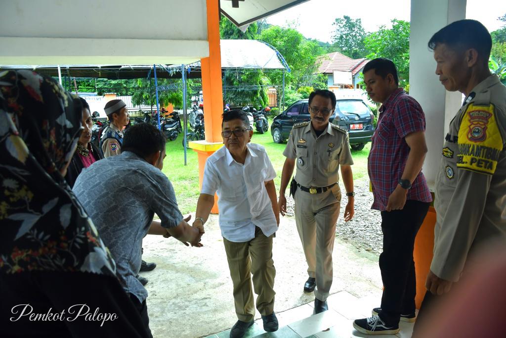 tak-hanya-menertibkan-peti-kemas-mewujudkan-lingkungan-aman-dan-nyaman-di-kecamatan-sendana
