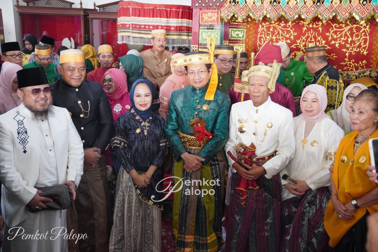 wali-kota-palopo-hadiri-penganugerahan-gelar-adat-kedatuan-luwu-kepada-prof-nazaruddin-umar